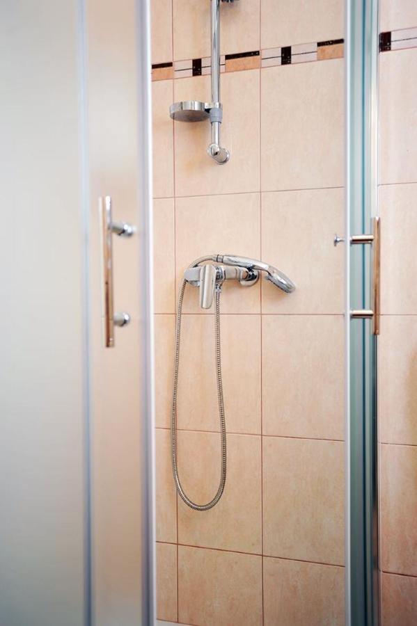 Apartmani Anita 梅杜林 外观 照片